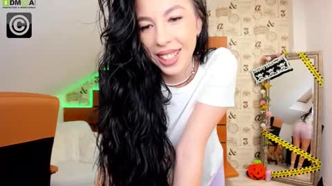 EmillyTaylor online show from October 29, 2025, 4:59 am