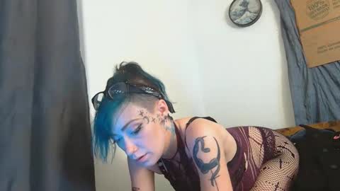 Emily Love online show from October 25, 2025, 3:14 am