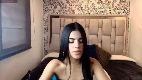 Snapshot of emily__cute__ chatting on February 19, 2026, 8:16 pm EMILY CUTE online show from February 19, 2026, 8:16 pm