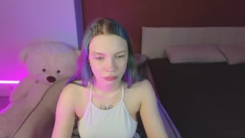 Snapshot of emily__hamilton chatting on July 21, 2026, 1:08 am Emily online show from July 21, 2026, 1:08 am