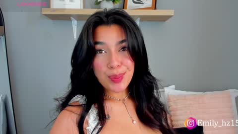 Snapshot of emily_haze chatting on January 13, 2025, 4:19 pm Emily online show from January 13, 2025, 4:19 pm