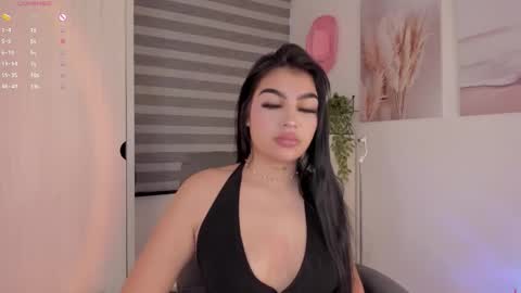 Snapshot of emily_kenner chatting on September 9, 2025, 10:59 am EmilyKenner Independent model online show from September 9, 2025, 10:59 am