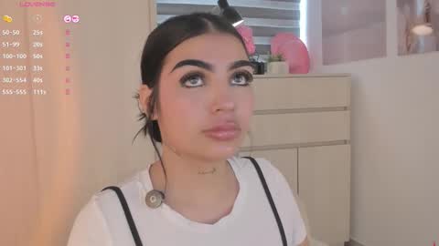 Snapshot of emily_kenner chatting on October 18, 2025, 12:17 pm EmilyKenner Independent model online show from October 18, 2025, 12:17 pm