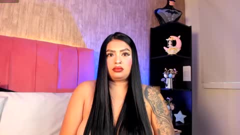 Snapshot of emily_klarence chatting on May 7, 2026, 8:36 pm Emily online show from May 7, 2026, 8:36 pm