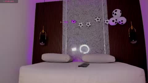 emily_kovac online show from July 6, 2026, 11:29 am