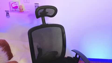 Snapshot of emily_lindey_ chatting on February 3, 2026, 1:59 am Emily Lindey online show from February 3, 2026, 1:59 am