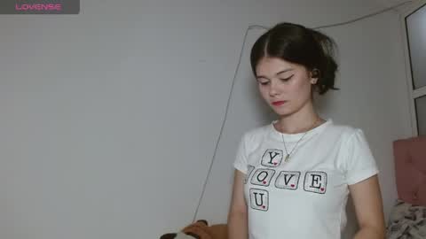 Emily littesweets online show from April 18, 2026, 10:54 pm