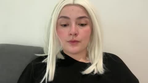 emily_morning_dew online show from March 27, 2026, 5:24 am