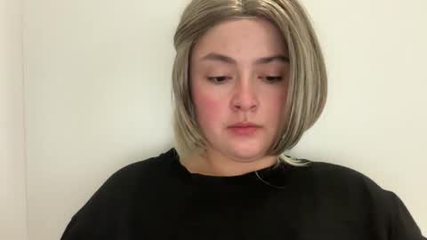 Snapshot of emily_morning_dew chatting on April 20, 2026, 6:05 am emily_morning_dew online show from April 20, 2026, 6:05 am