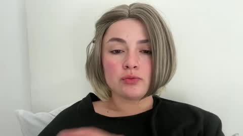 Snapshot of emily_morning_dew chatting on April 22, 2026, 6:38 am emily_morning_dew online show from April 22, 2026, 6:38 am