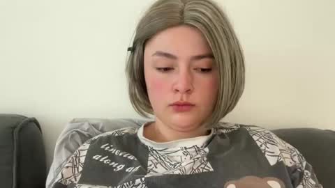 Snapshot of emily_morning_dew chatting on May 8, 2026, 4:29 am emily_morning_dew online show from May 8, 2026, 4:29 am