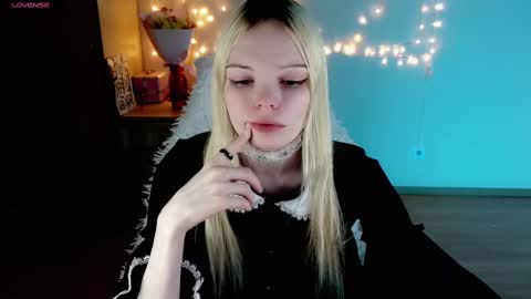 Lia online show from February 24, 2025, 10:47 pm