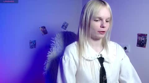 Lia online show from March 14, 2026, 5:24 am