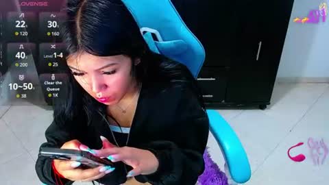 Snapshot of emily_rosse04 chatting on June 22, 2026, 10:12 am online show from June 22, 2026, 10:12 am