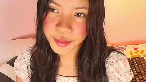Snapshot of emily_sweett12 chatting on September 23, 2025, 1:03 pm Emily online show from September 23, 2025, 1:03 pm