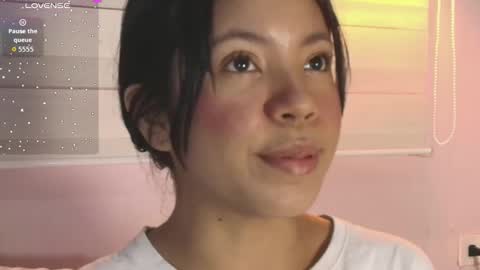 Snapshot of emily_sweett12 chatting on October 16, 2025, 12:28 pm Emily online show from October 16, 2025, 12:28 pm