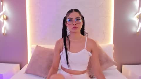 emily_tolson online show from February 14, 2026, 12:35 pm