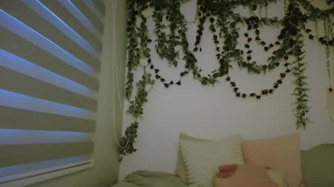 Emily Alexa online show from June 7, 2026, 10:08 am