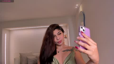 Snapshot of emilyarmstrong chatting on January 19, 2025, 11:56 am Emily Armstrong online show from January 19, 2025, 11:56 am