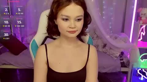 Emilyhaves online show from June 21, 2026, 11:35 am