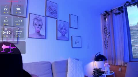 Snapshot of emilydolly_ chatting on June 2, 2026, 11:34 am Emily online show from June 2, 2026, 11:34 am