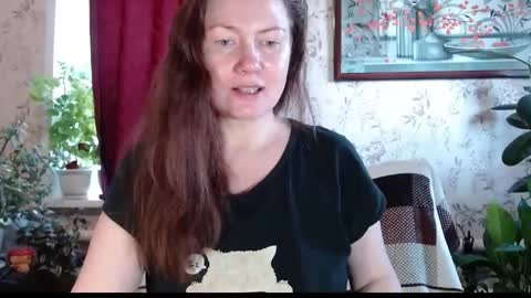 Snapshot of emilydoth chatting on May 19, 2026, 3:24 am EmilyDoth online show from May 19, 2026, 3:24 am