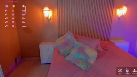 EMILY online show from October 4, 2025, 7:34 pm