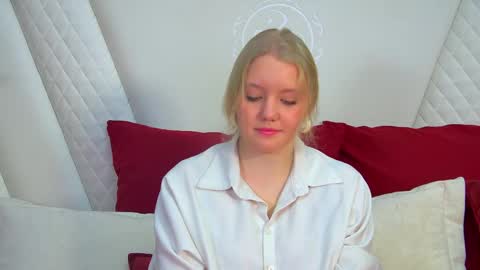 Emily online show from December 18, 2025, 6:52 am