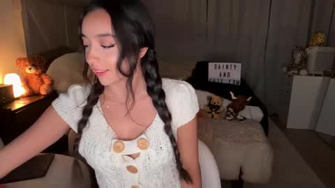 emilyfawn online show from May 26, 2026, 6:20 am