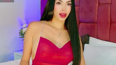 Snapshot of emilyflame chatting on June 1, 2026, 2:57 am Emily Flame online show from June 1, 2026, 2:57 am