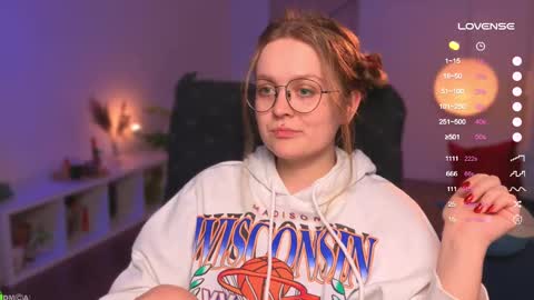 Emily  online show from March 6, 2025, 12:09 pm