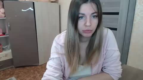 emilyfork online show from April 9, 2026, 10:20 am