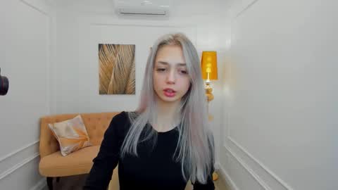 Emily online show from February 3, 2026, 7:19 pm