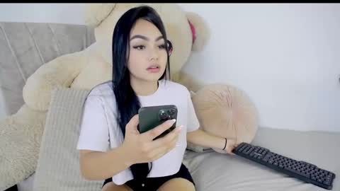 Snapshot of emilylittle___ chatting on October 28, 2025, 7:38 pm EMI online show from October 28, 2025, 7:38 pm