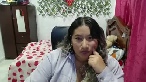 Emily Cortez online show from December 2, 2024, 4:31 am