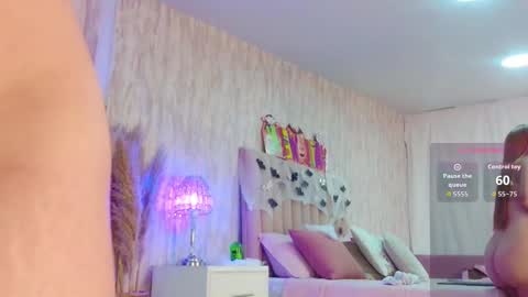 Snapshot of emilyparker__ chatting on October 14, 2025, 10:32 pm My IG - EmilyParker   online show from October 14, 2025, 10:32 pm