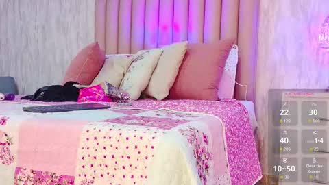 My IG - EmilyParker   online show from November 4, 2025, 11:04 pm