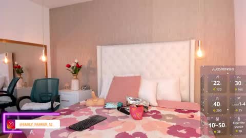 Snapshot of emilyparker__ chatting on May 25, 2026, 8:26 pm My IG - EmilyParker online show from May 25, 2026, 8:26 pm