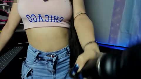 Emy online show from March 9, 2026, 10:58 pm