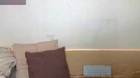 Snapshot of emilytrays chatting on February 5, 2026, 12:15 am Emily wish-list online show from February 5, 2026, 12:15 am