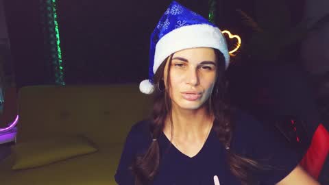 Emily online show from December 22, 2024, 11:00 am