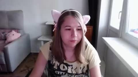 Snapshot of emilyway chatting on June 8, 2026, 8:58 am emilyway online show from June 8, 2026, 8:58 am