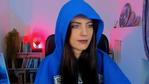 Snapshot of emilywiled chatting on December 9, 2024, 10:00 am Emily online show from December 9, 2024, 10:00 am