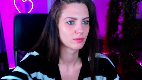 Snapshot of emilywiled chatting on February 25, 2025, 11:30 am Emily online show from February 25, 2025, 11:30 am