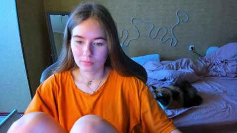 Emily online show from April 16, 2026, 11:00 am
