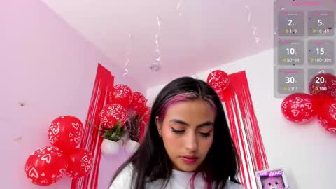 Snapshot of emilyy_bank chatting on February 20, 2025, 7:52 pm Emily Bank online show from February 20, 2025, 7:52 pm