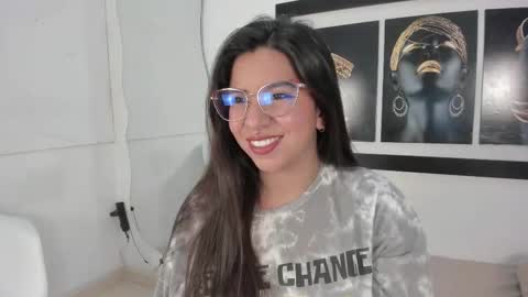 Snapshot of emilyy_cooperr chatting on October 2, 2025, 12:12 pm emilyy_cooperr online show from October 2, 2025, 12:12 pm
