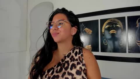 Snapshot of emilyy_cooperr chatting on January 15, 2026, 1:59 pm emilyy_cooperr online show from January 15, 2026, 1:59 pm