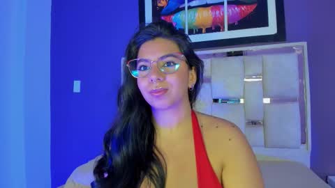 Snapshot of emilyy_cooperr chatting on February 21, 2026, 12:06 pm emilyy_cooperr online show from February 21, 2026, 12:06 pm