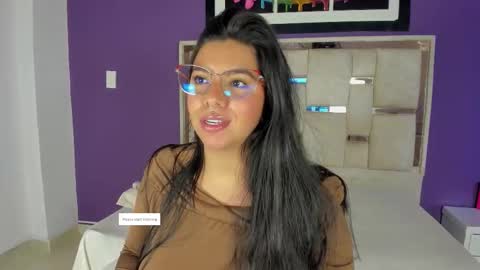 Snapshot of emilyy_cooperr chatting on February 28, 2026, 12:17 pm emilyy_cooperr online show from February 28, 2026, 12:17 pm